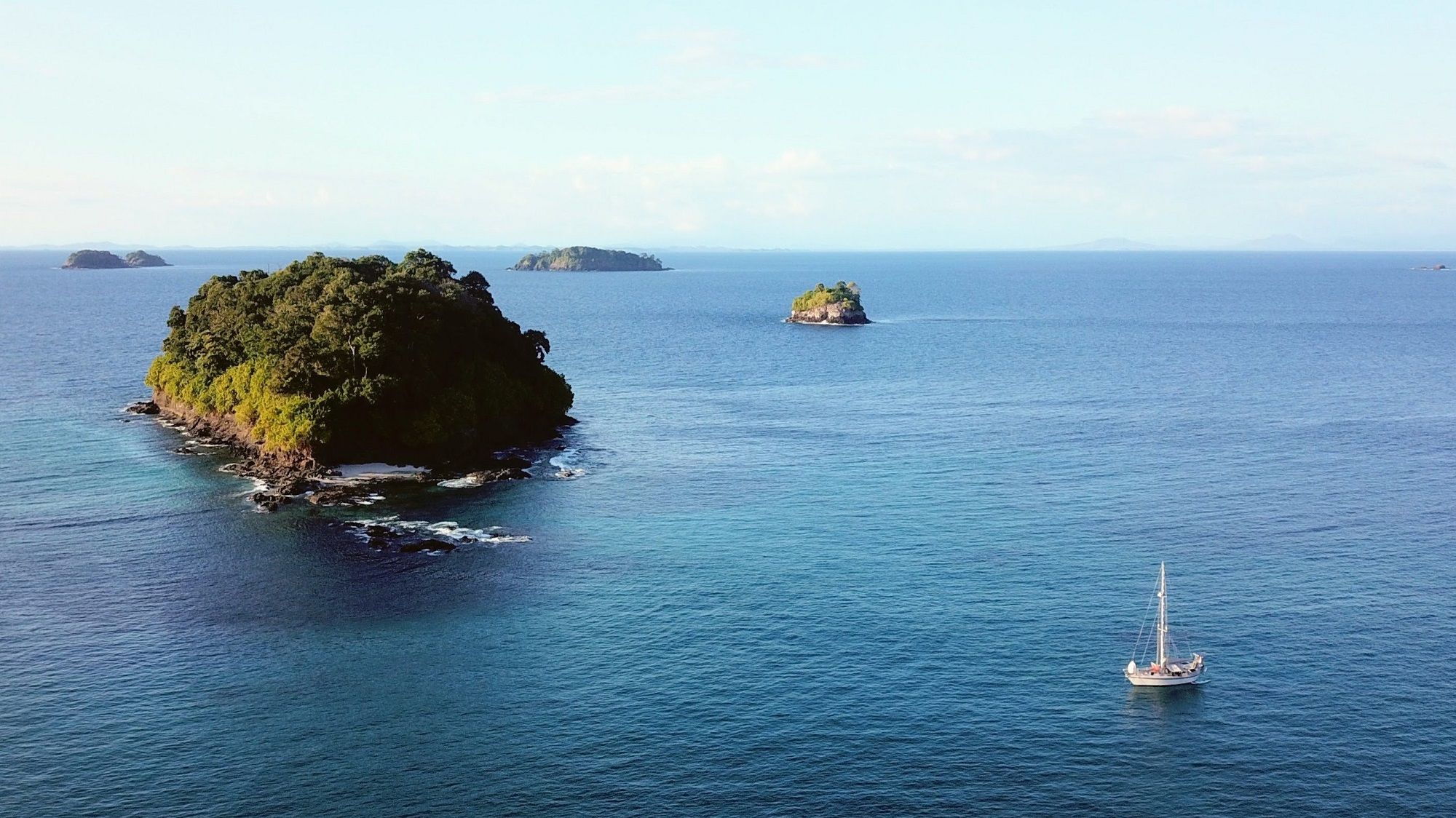 Sailing vessel Rua Hatu at anchor near Isla San Jose, Islas Perlas, Panama