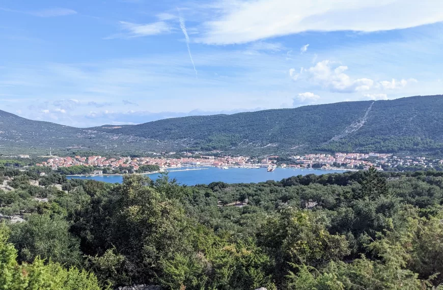 Worlds Apart – Summer 2023 in Europe